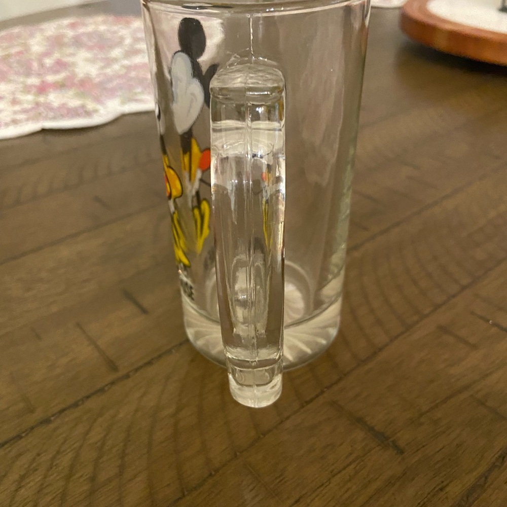 Minnie Mouse Glass Mug - Picture 3 of 7